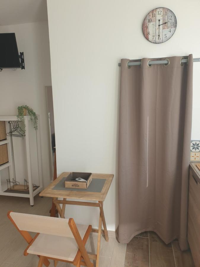 Mistral Appartements Port-Saint-Louis-du-Rhône Kültér fotó