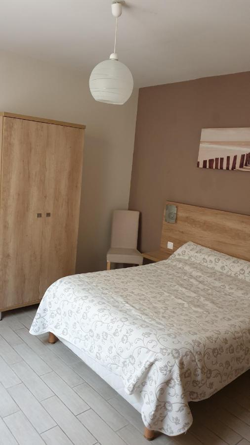 Mistral Appartements Port-Saint-Louis-du-Rhône Kültér fotó